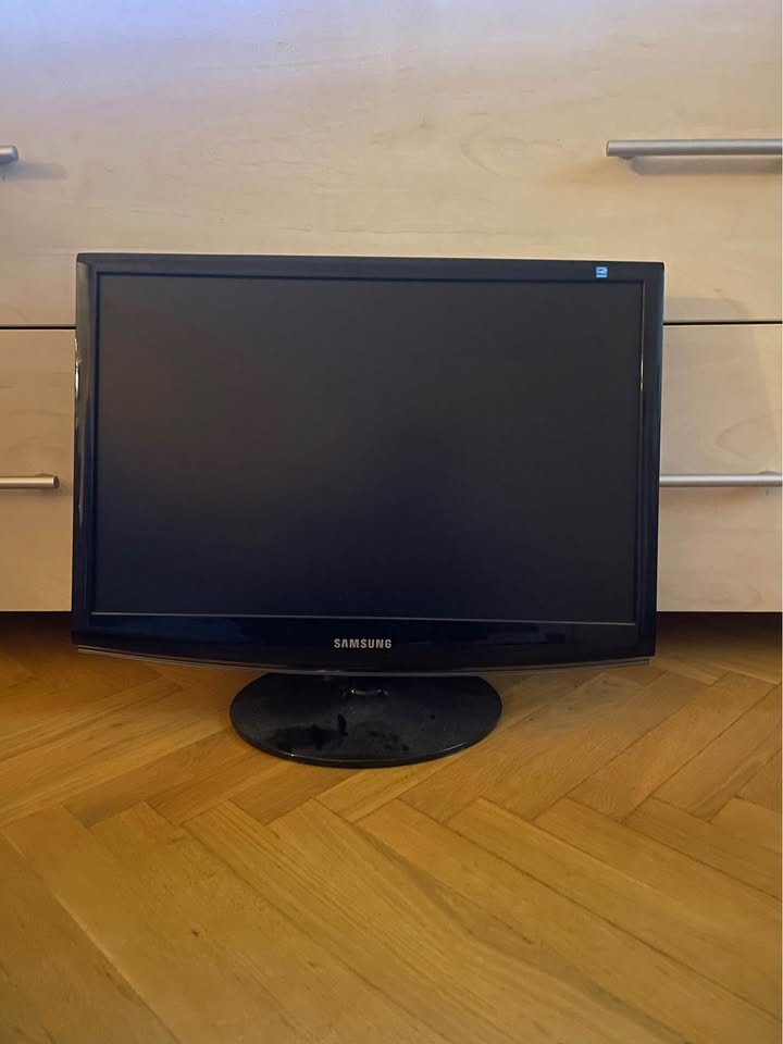 ELADÓ – Samsung monitor