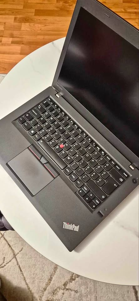 ELADÓ – Lenovo Thinkpad T460 Laptop